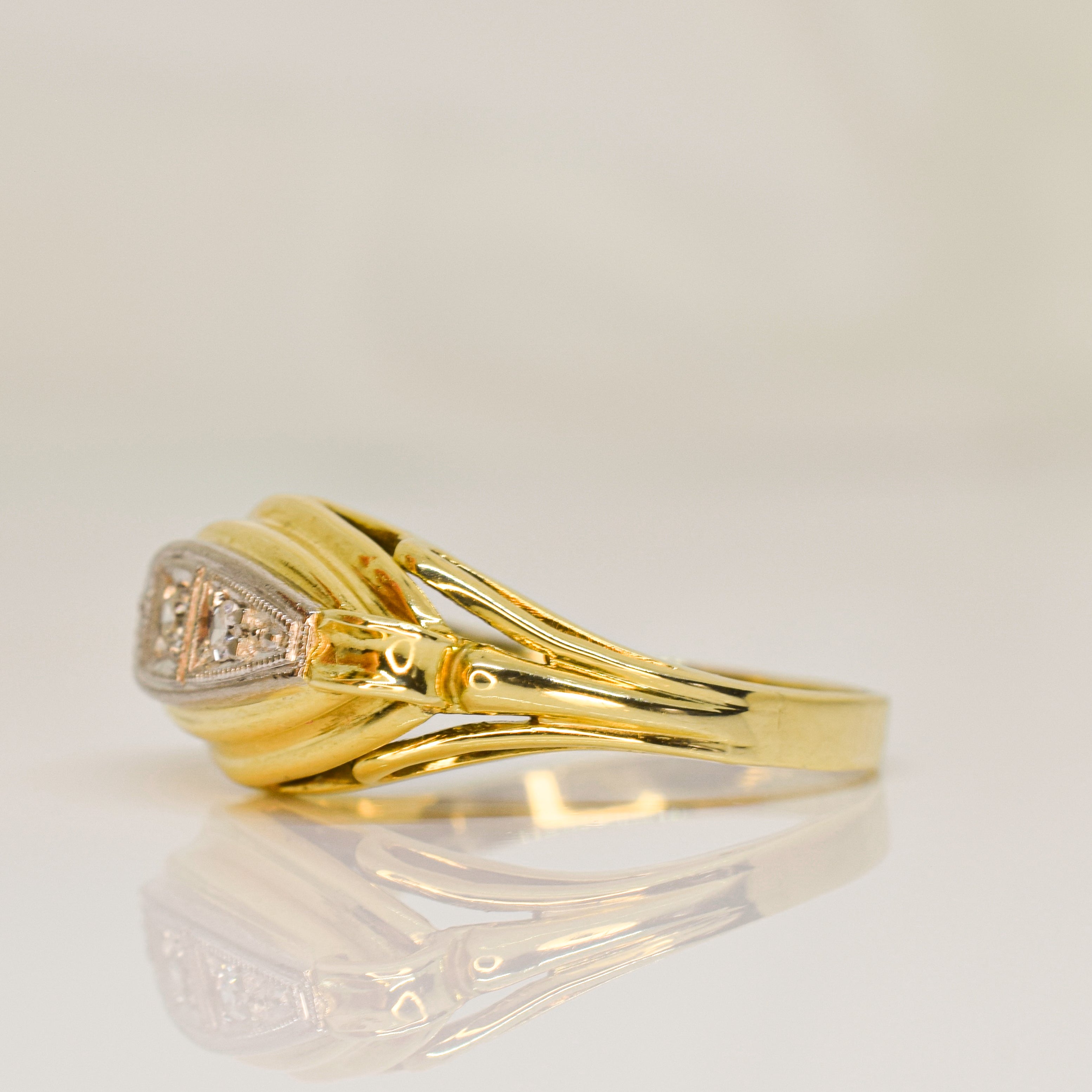 Art Deco Boat Ring