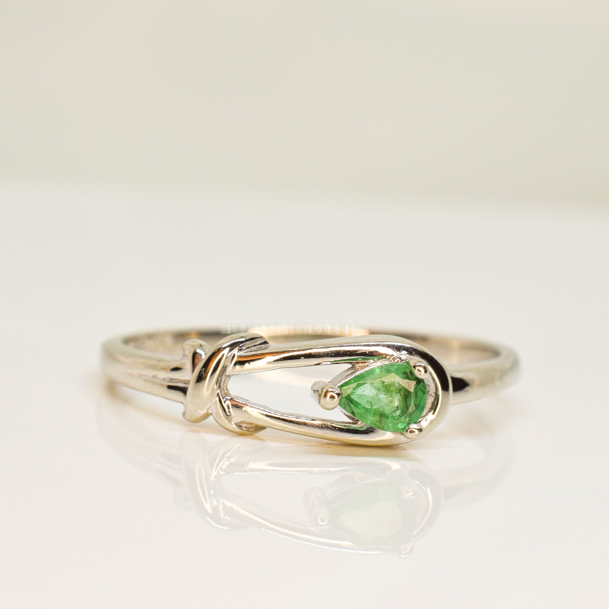 White Gold Emerald Ring