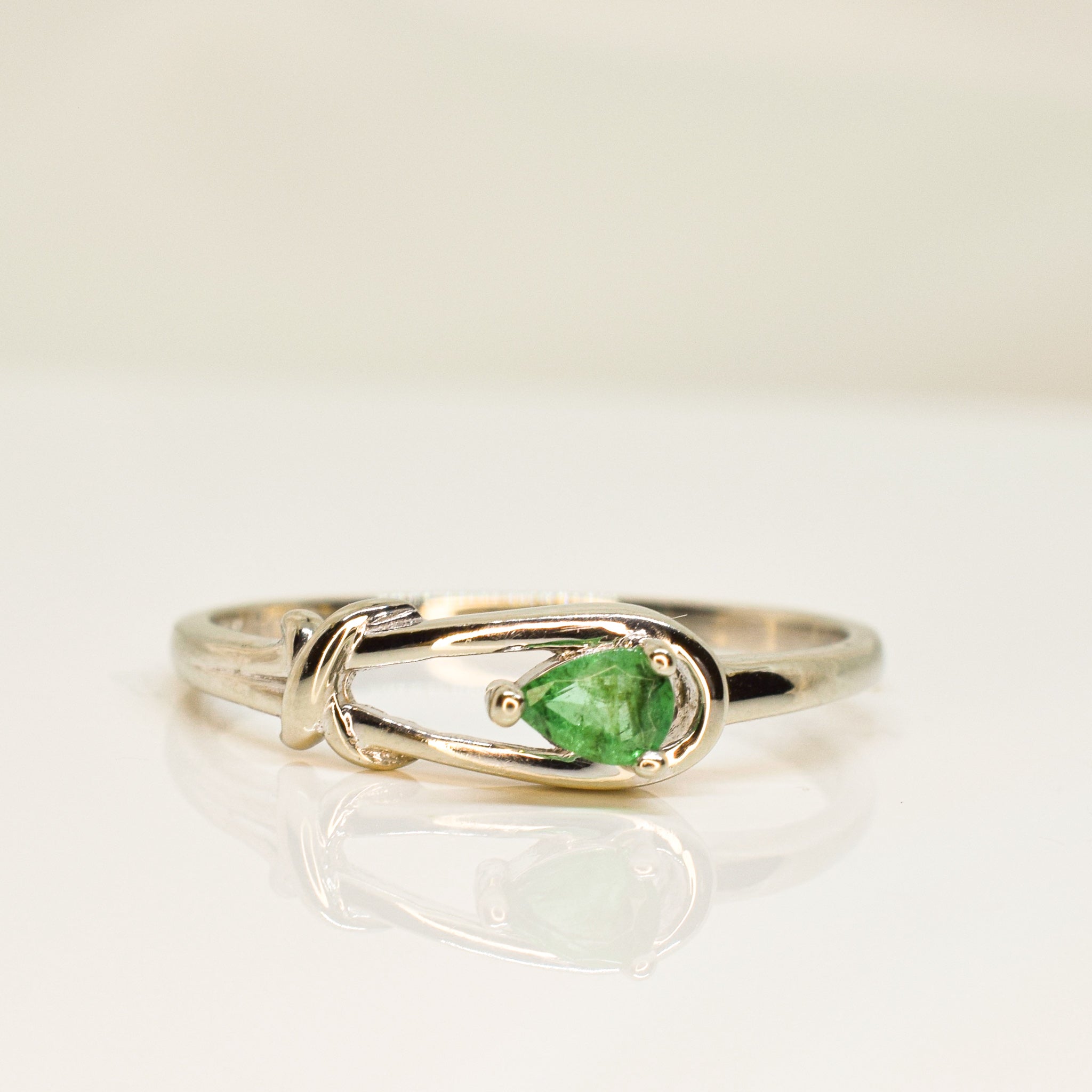 White Gold Emerald Ring