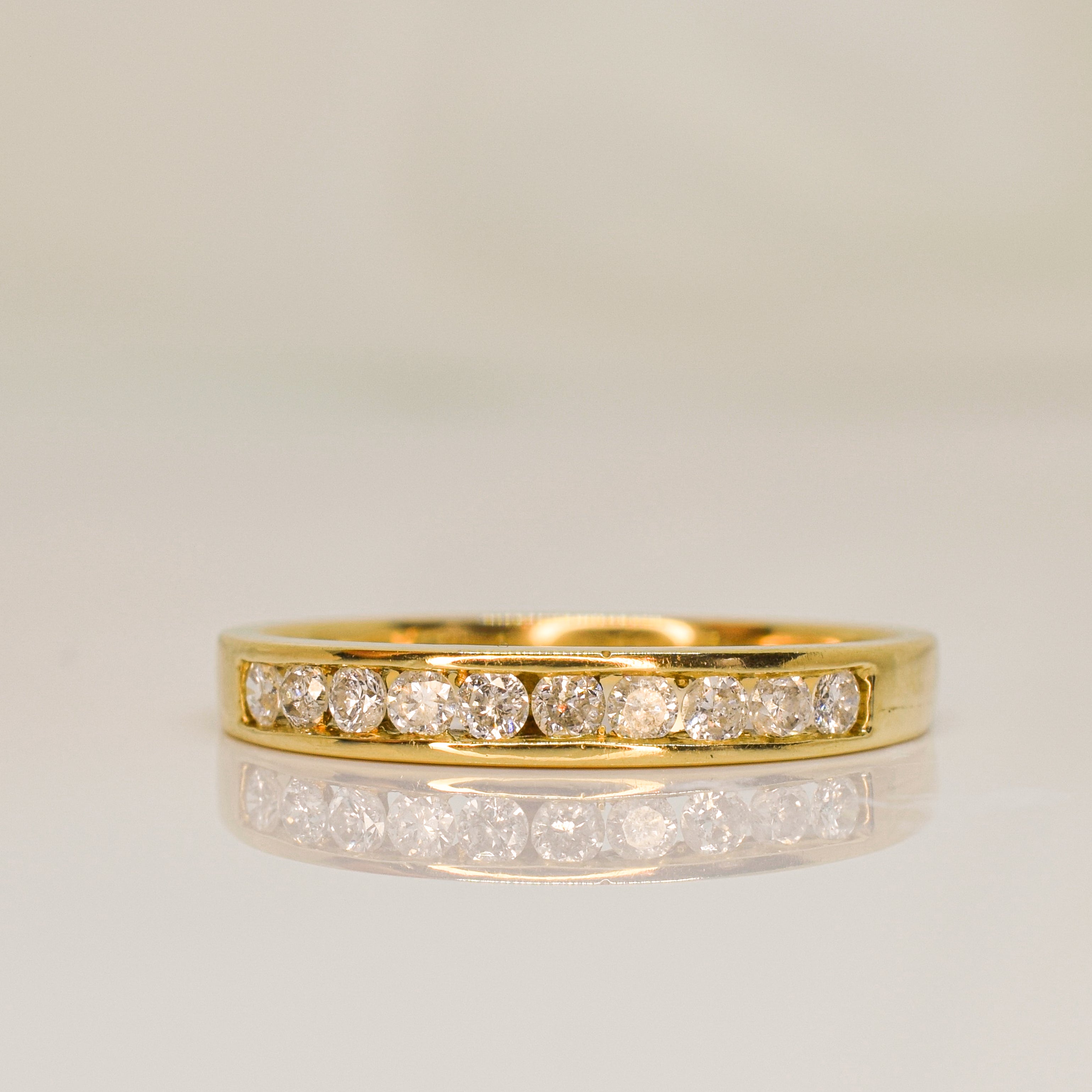 vintage 14kt channel set diamond ring