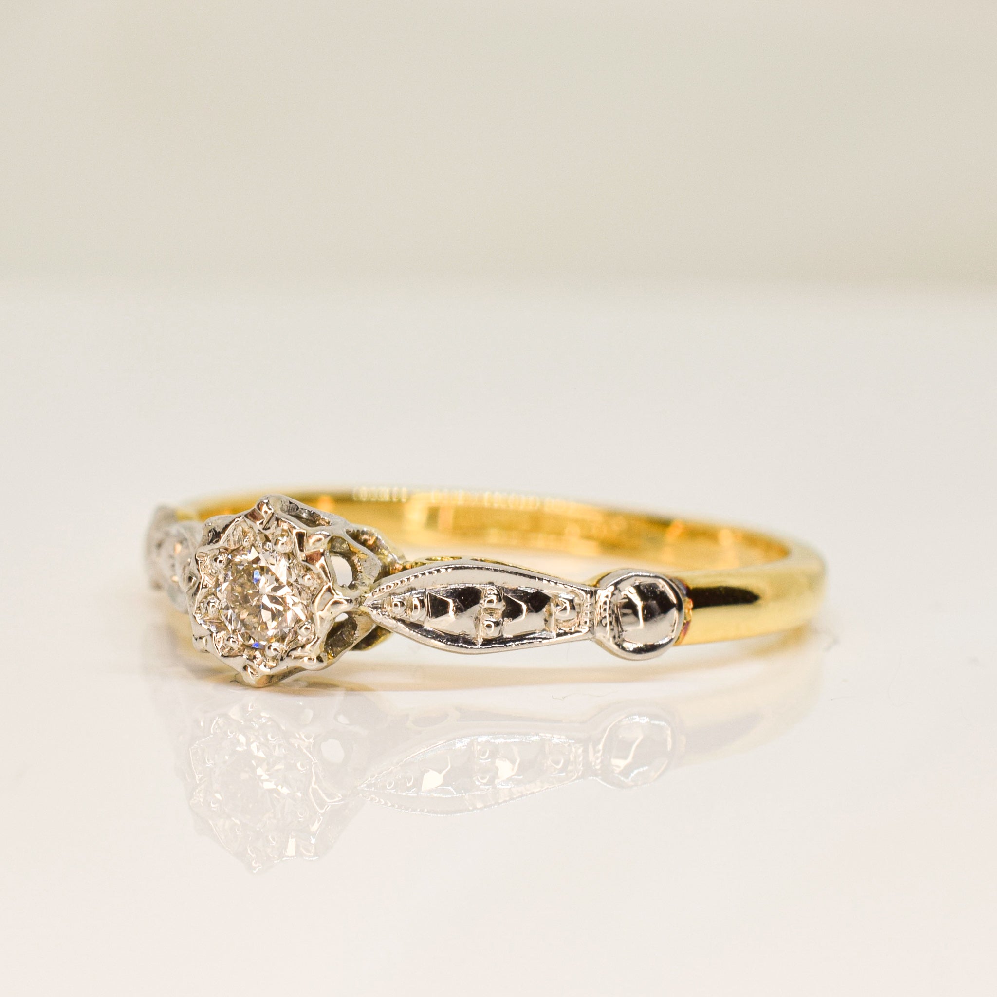 Antique Solitaire Ring