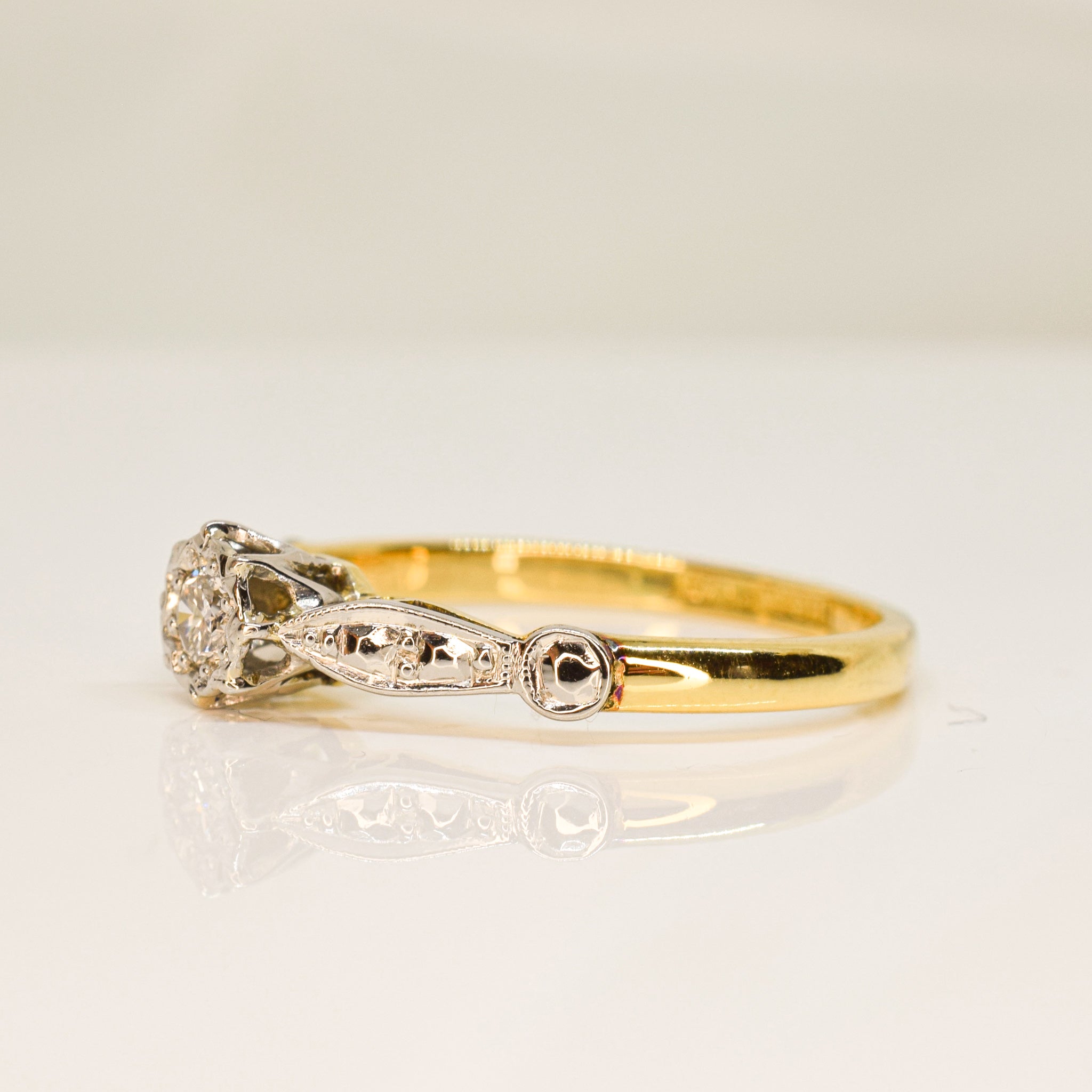 Antique Solitaire Ring