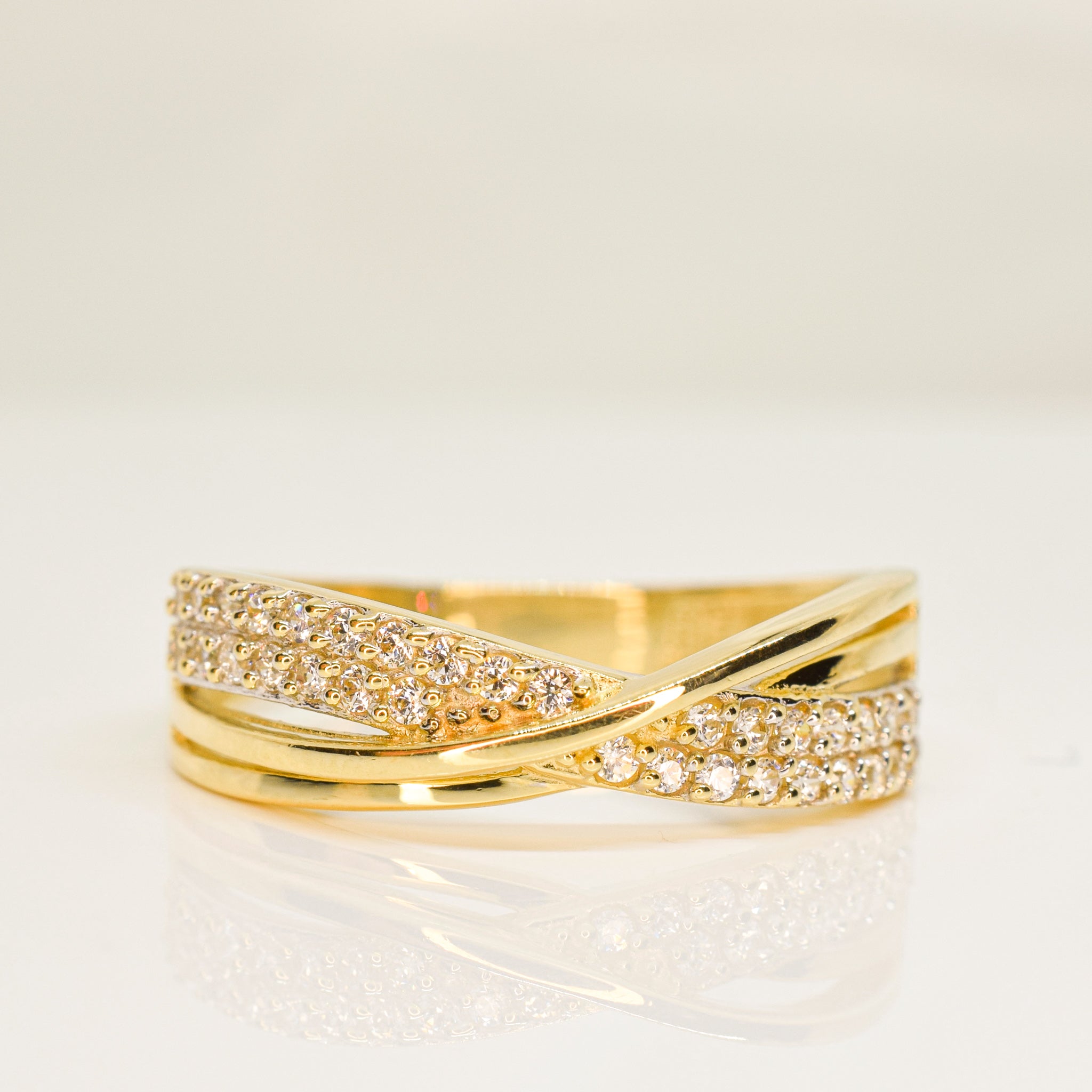 Estate Diamond Criss-Cross Band