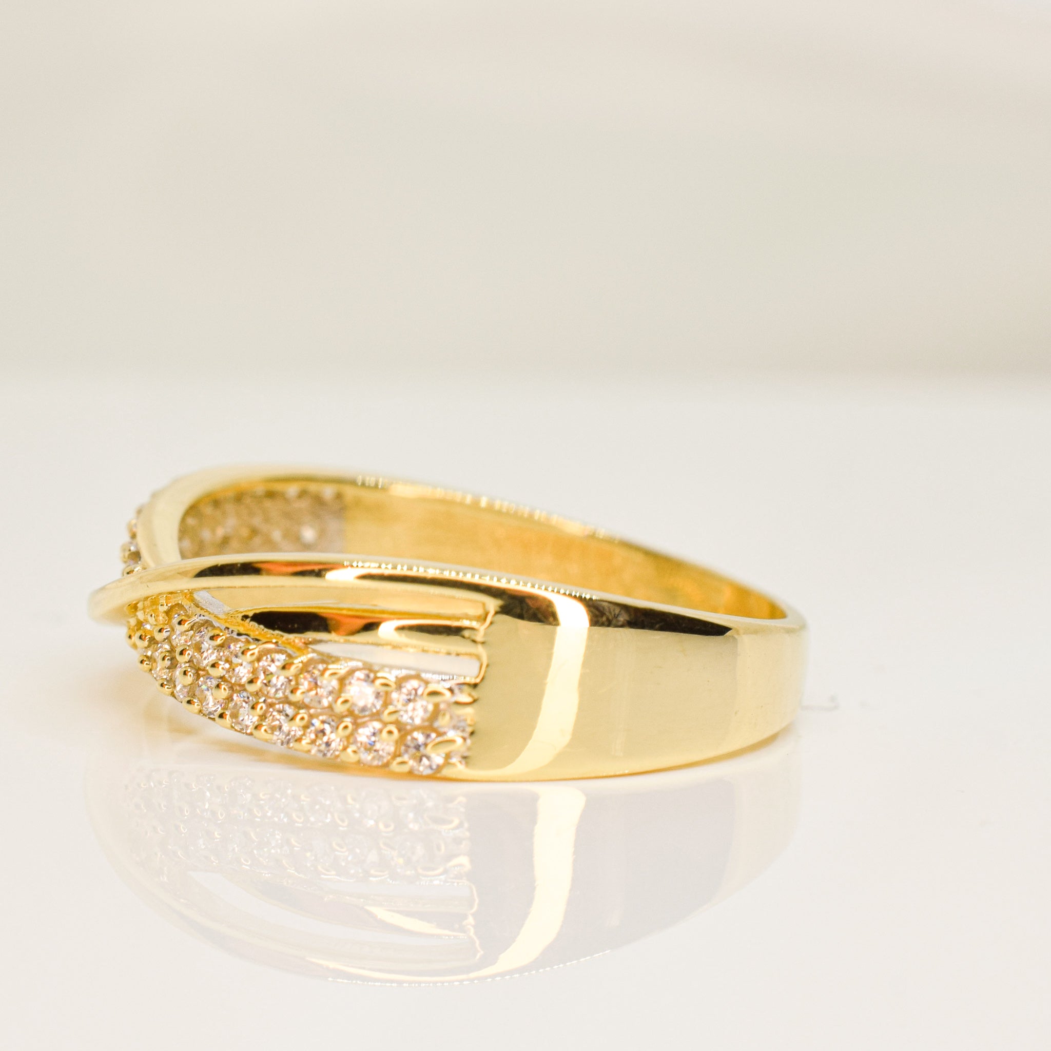 Estate Diamond Criss-Cross Band