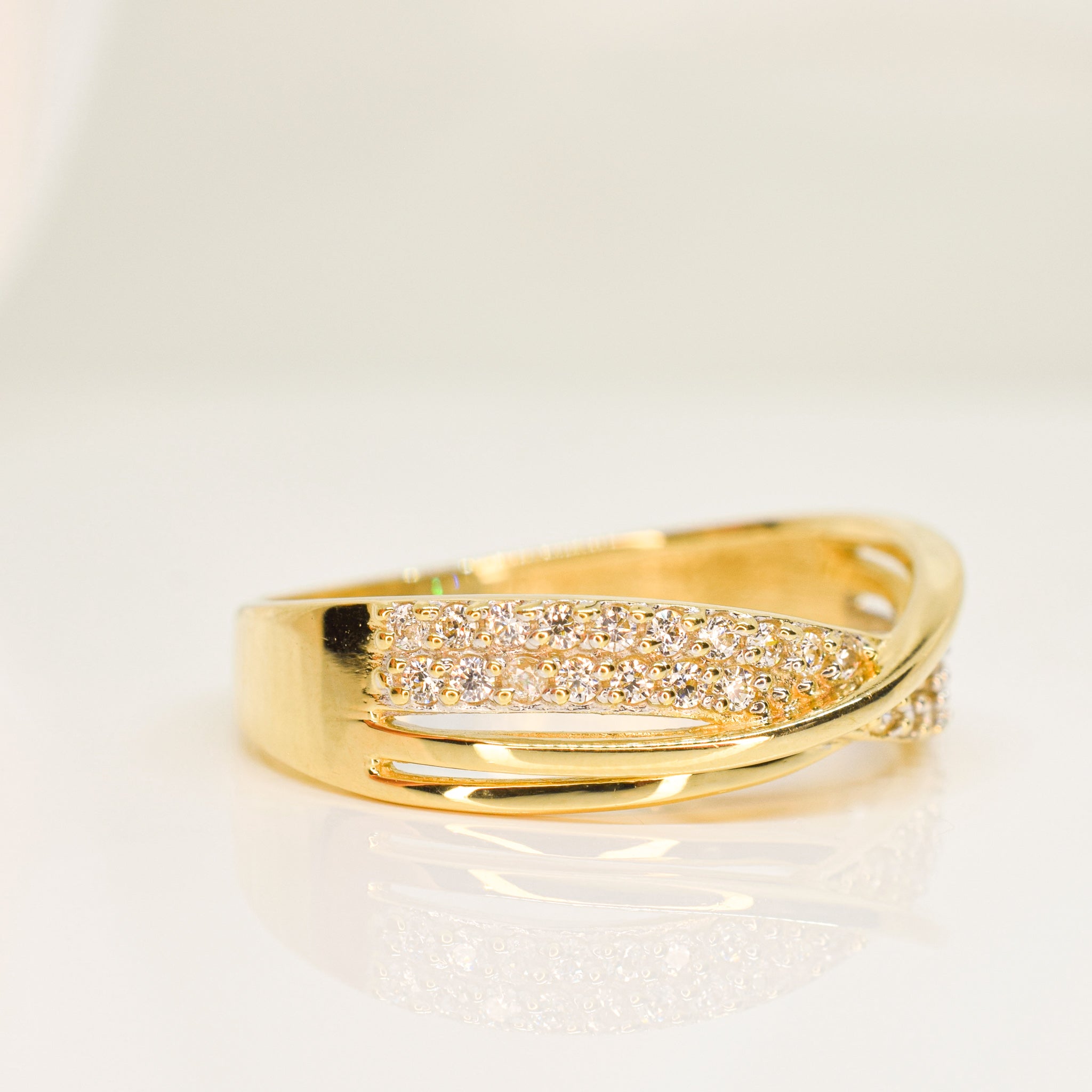 Estate Diamond Criss-Cross Band