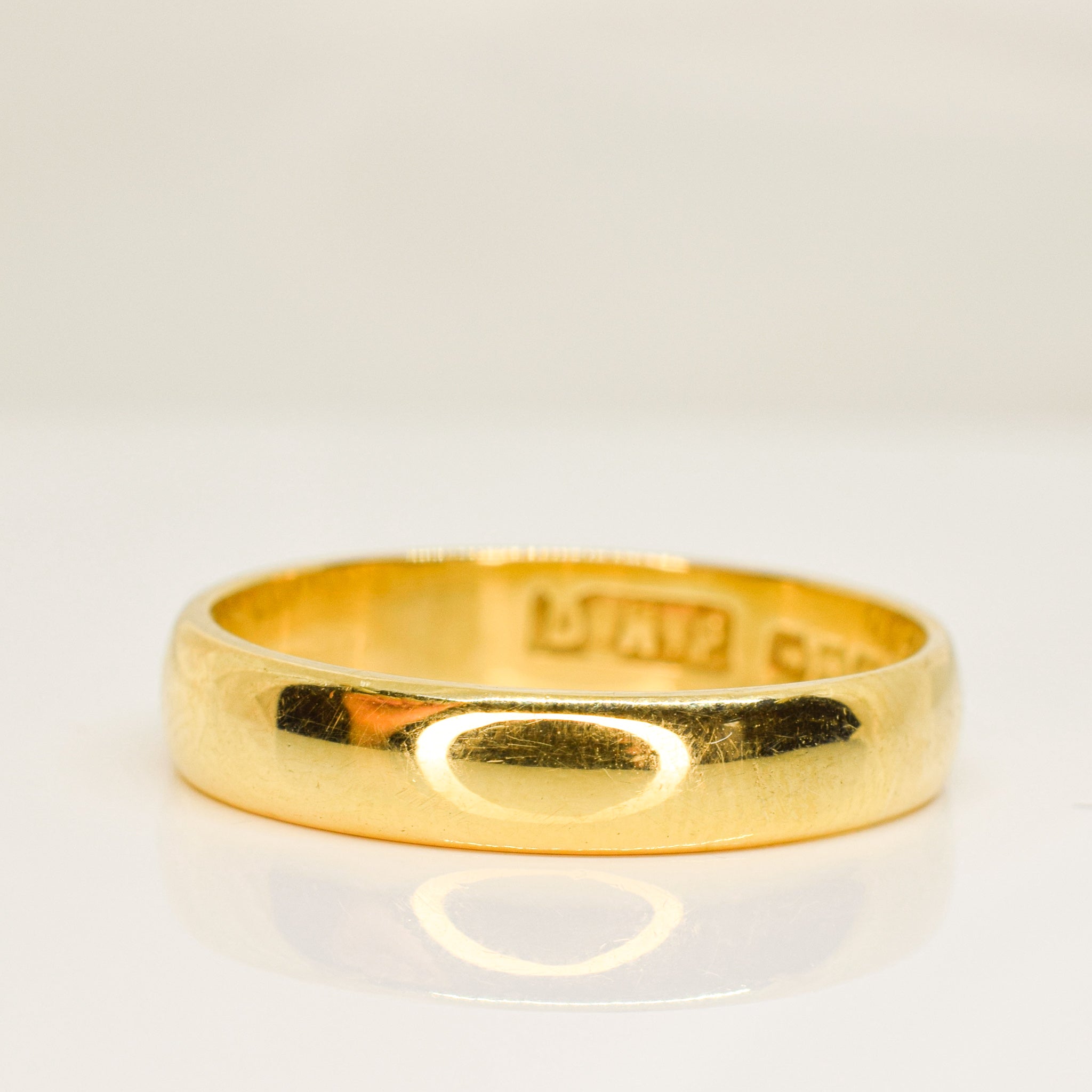 18kt gold band british hallmarked