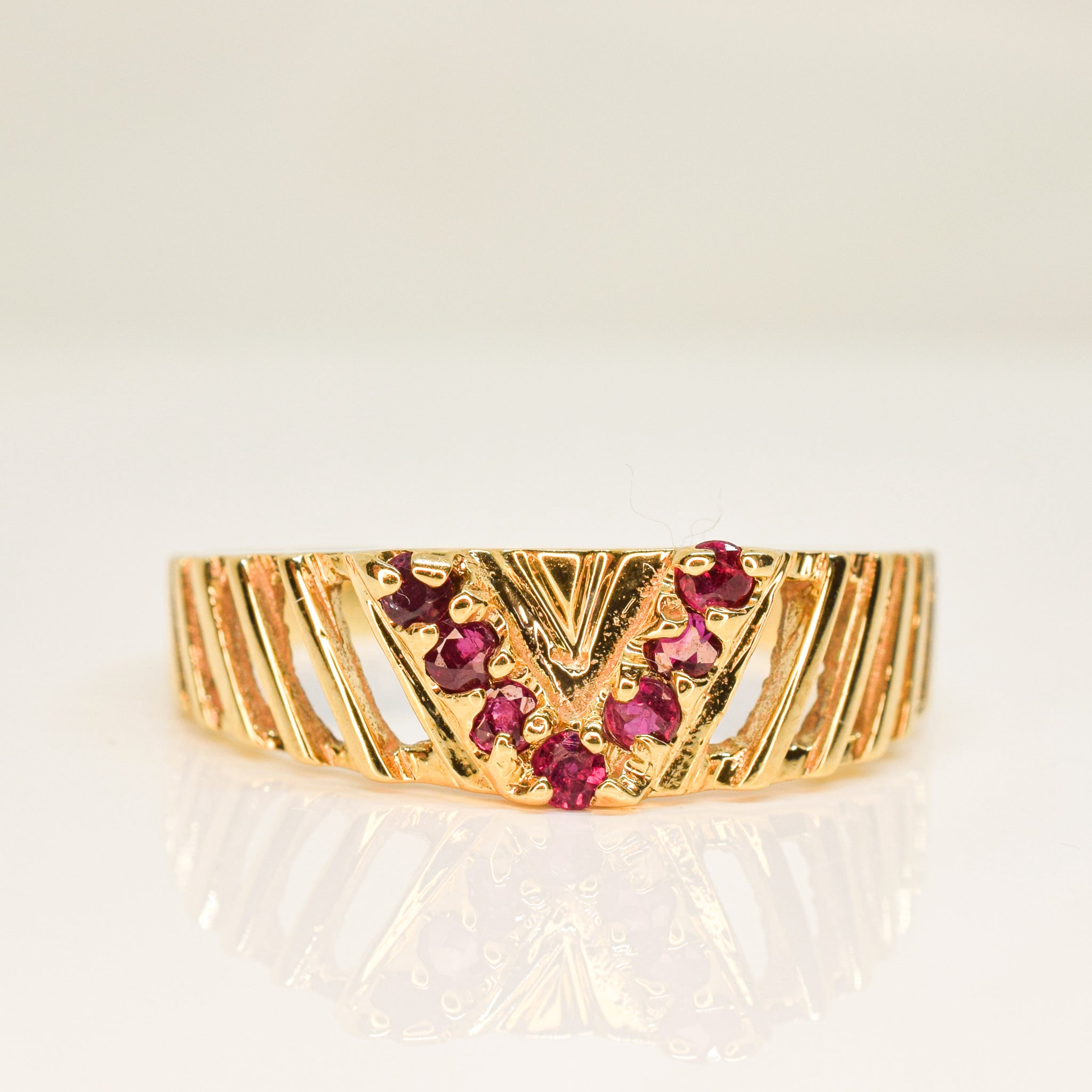 Ruby V Ring