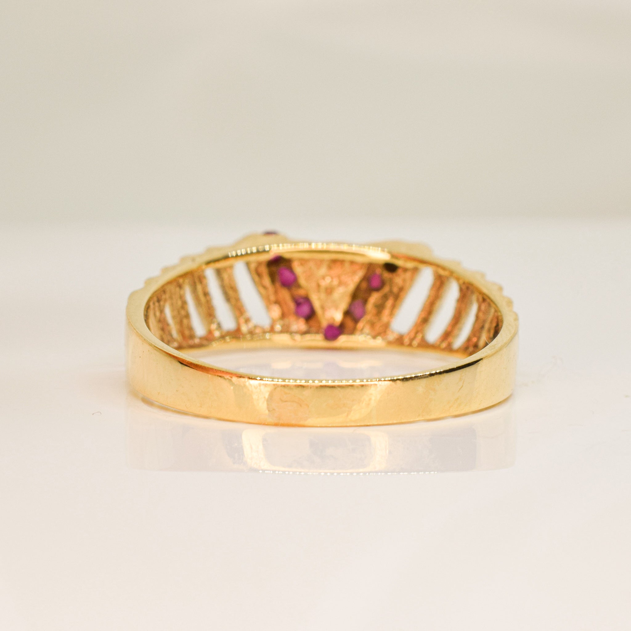 Ruby V Ring