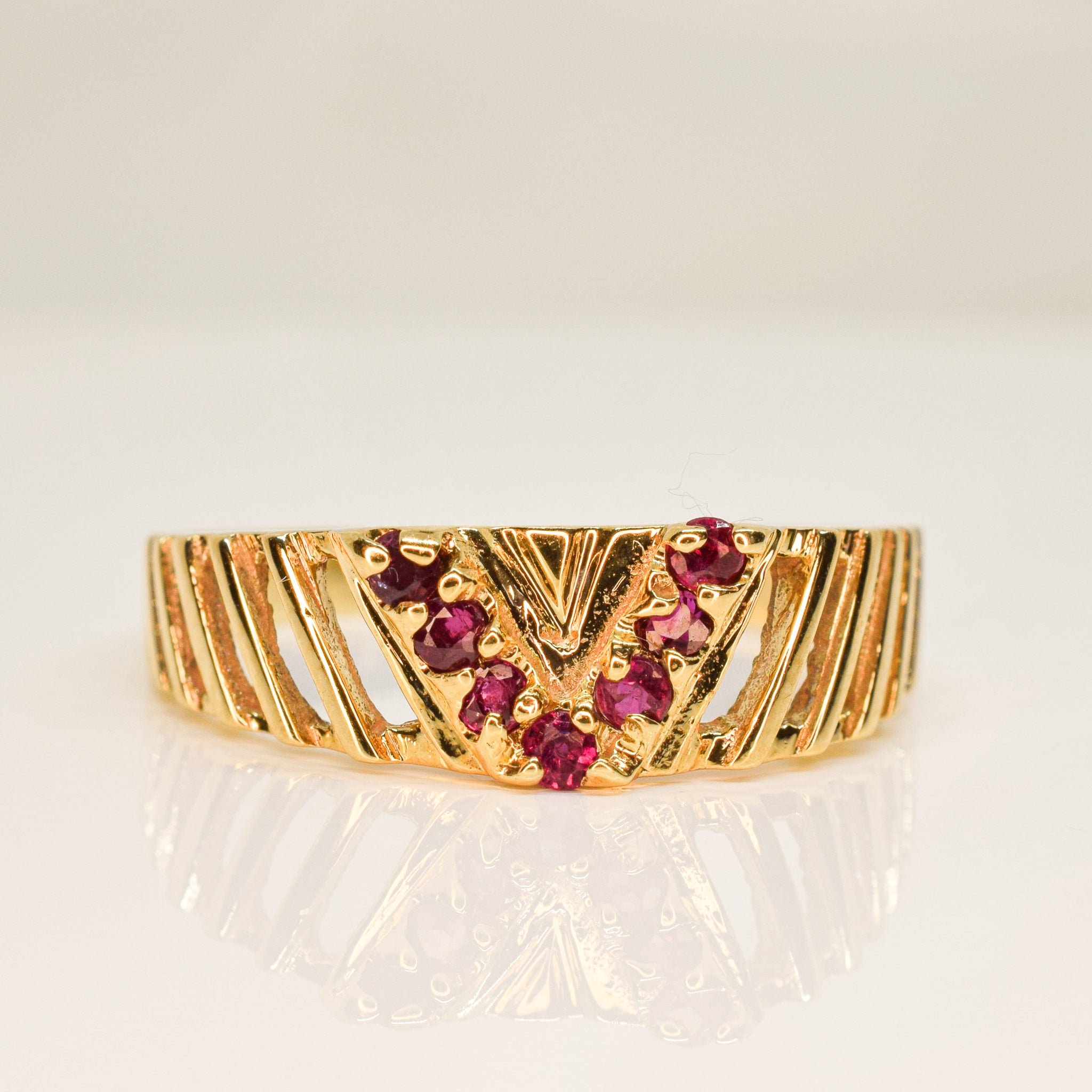 Ruby V Ring