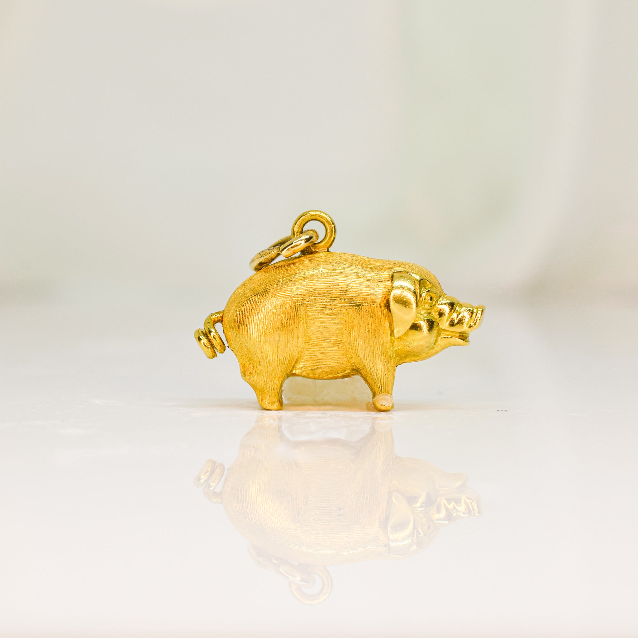 18kt Gold Pig